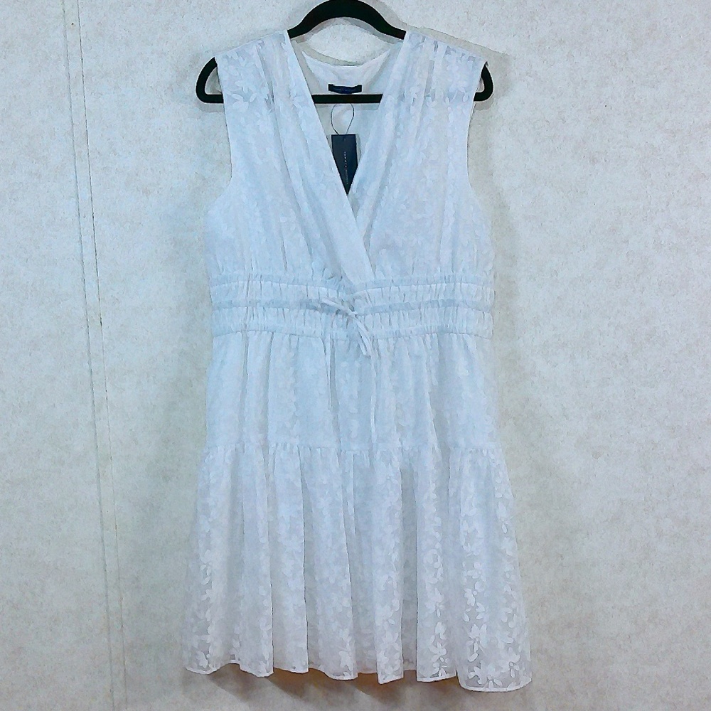 NWT Tommy Hilfiger White Petal Flower Mini Dress, Sheer floral w/ Lining Sz 16